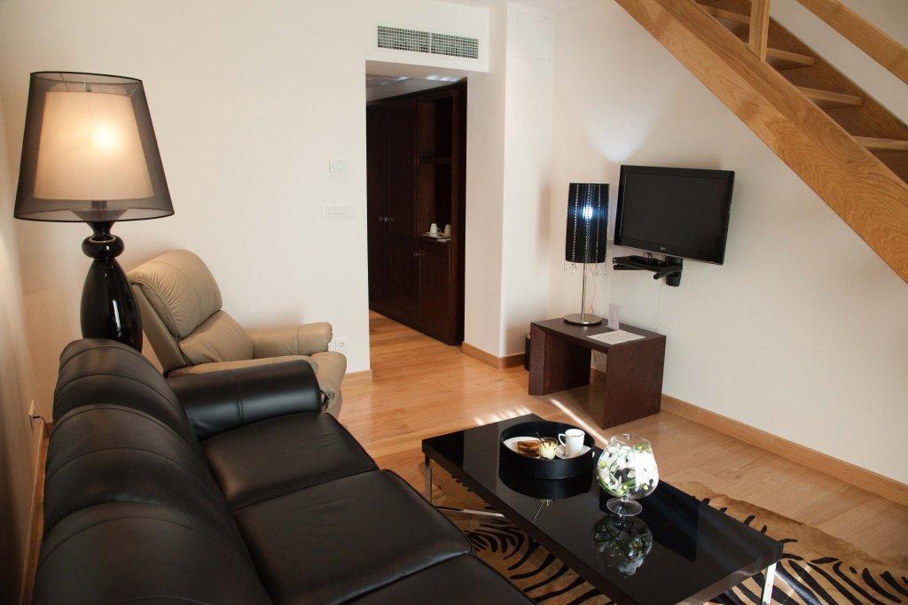 Kalavrita Canyon Hotel & Spa Kültér fotó